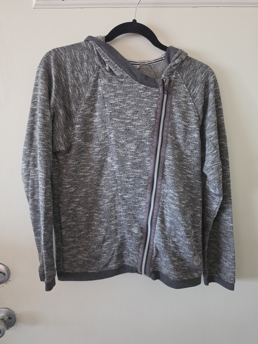 Roxy Black and Gray Knit Pullover